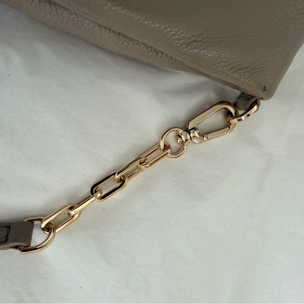 Tory Burch Bombe Leather Foldover Shoulder Bag in French Grey - Picture 8 of 10